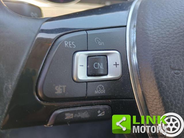 VOLKSWAGEN Golf Business 1.4 TSI 140 CV DSG 5p. Highline BlueMot.
