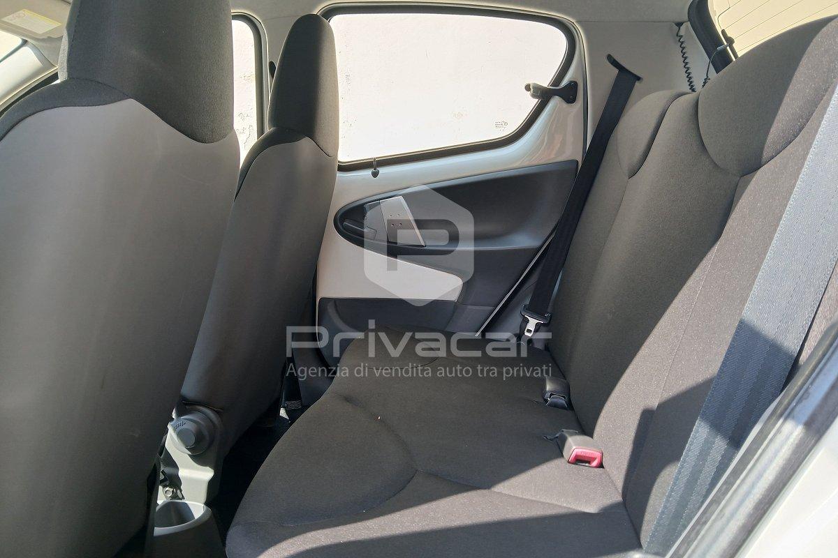 TOYOTA Aygo 1.0 12V VVT-i 5 porte Now Connect