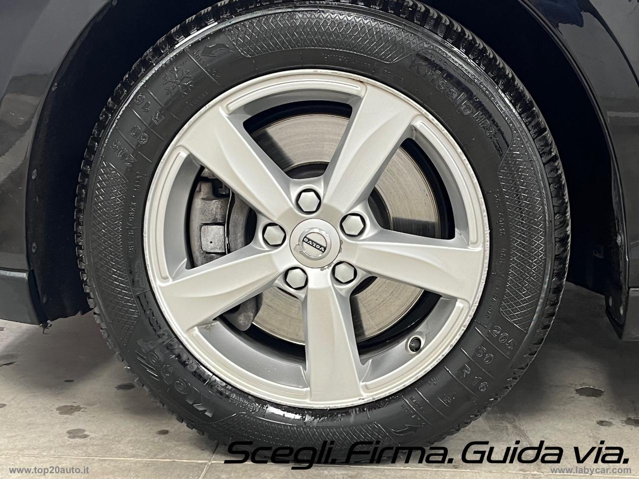 VOLVO V40 Cross Country D2 Kinetic|GANCIO TRAINO