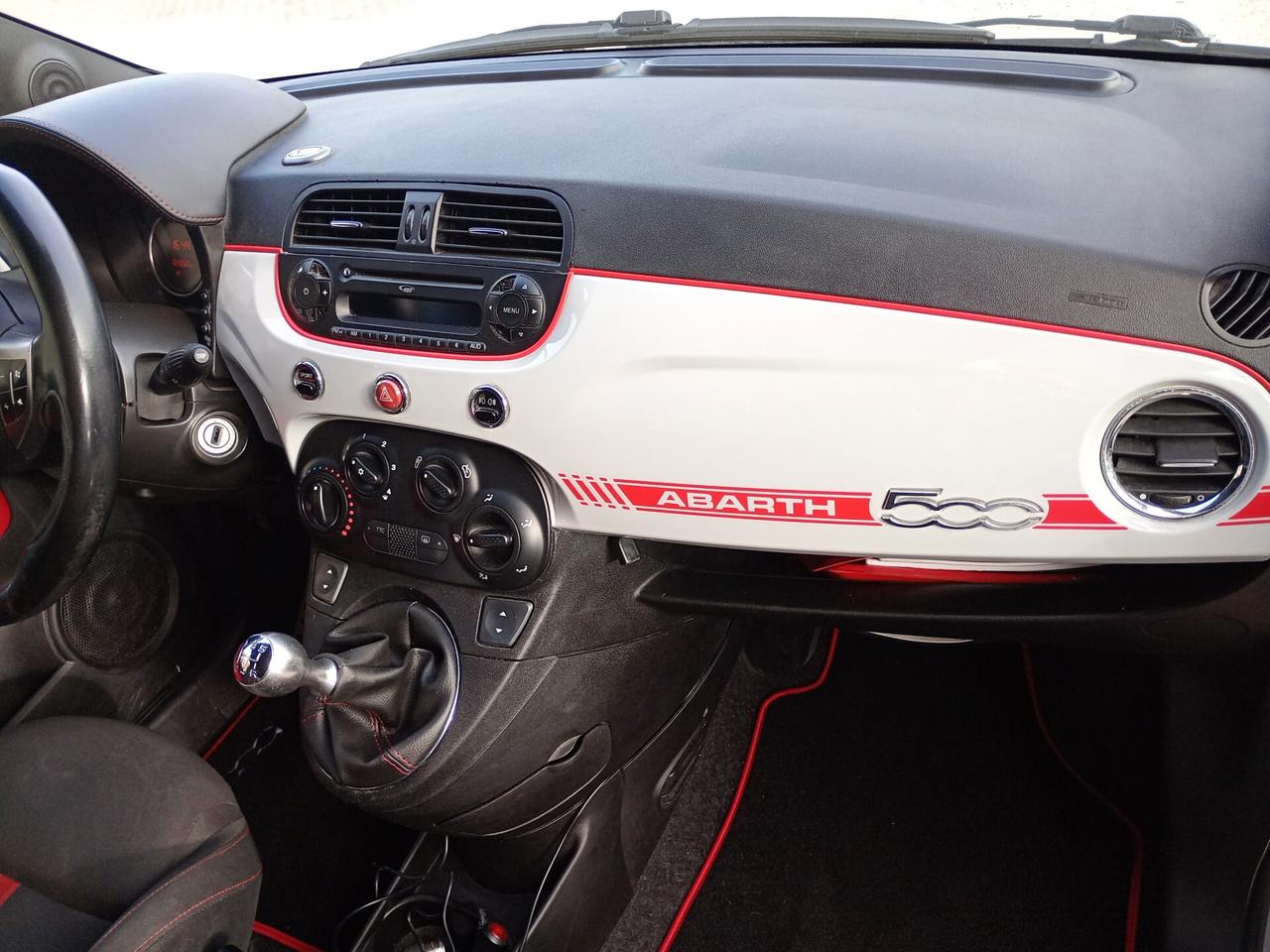 Abarth 500 1.4 Turbo T-Jet MTA Custom