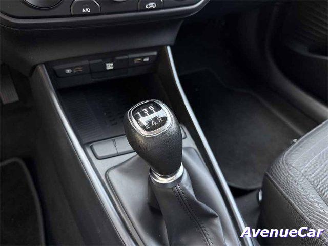 HYUNDAI i20 Connectline PREZZO REALE TELECAMERA CARPLAY IVAESP