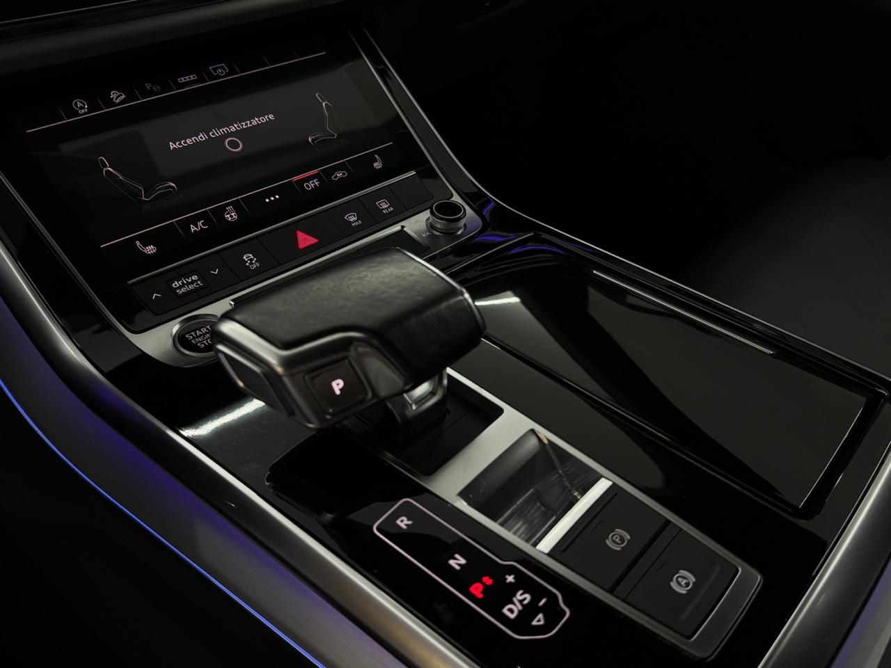 Audi Q8 50 TDI 286CV Quattro TipTronic Sport Full Opt