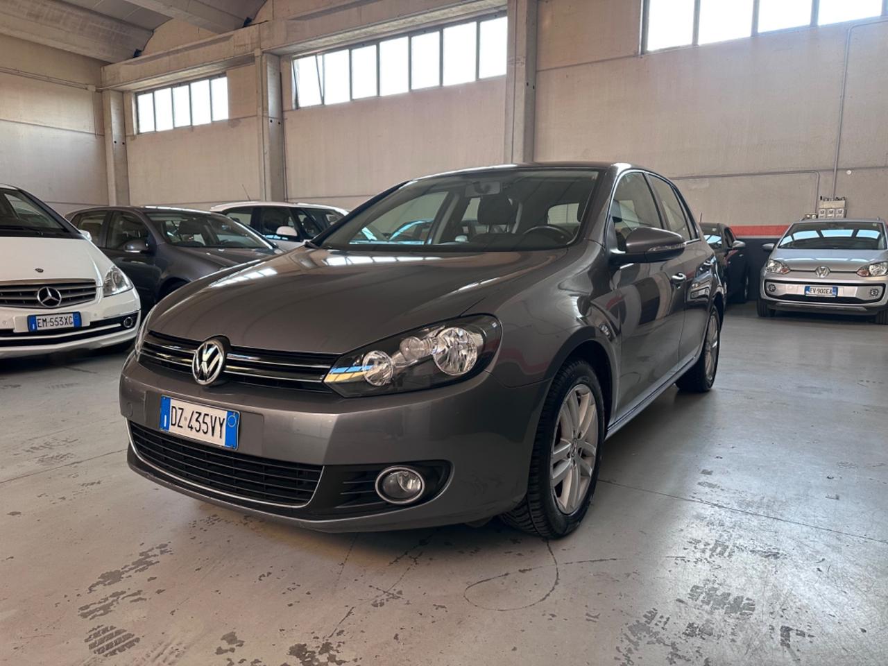 Volkswagen Golf 1.6 TDI DSG 5p. Highline