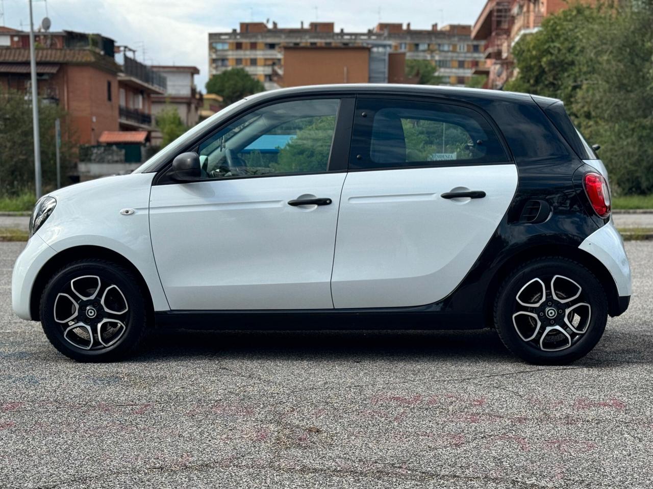 Smart ForFour 70 1.0 Youngster -TUA SENZA VINCOLI-