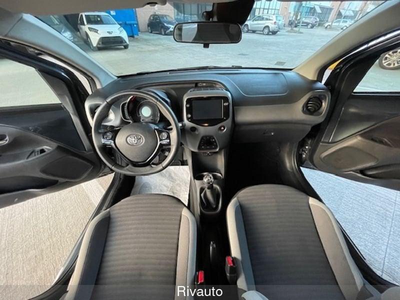 Toyota Aygo Connect 1.0 VVT-i 72 CV 5 porte x-play