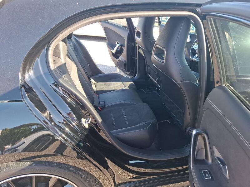 Mercedes-Benz Classe A A 200 d Automatic Premium EDITION