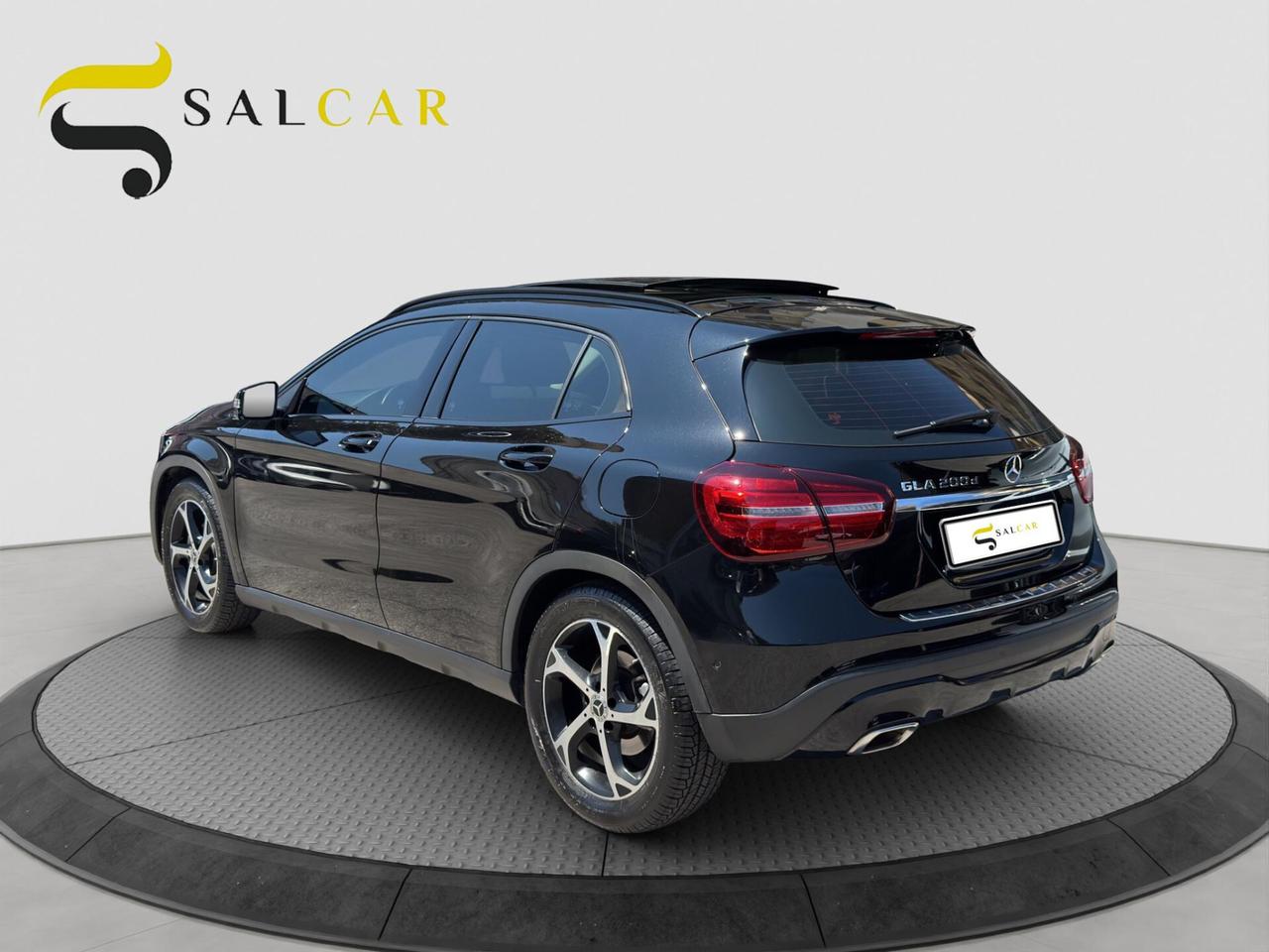 Mercedes-benz GLA 200 d 2.2 136cv Night Edition Tetto 2017