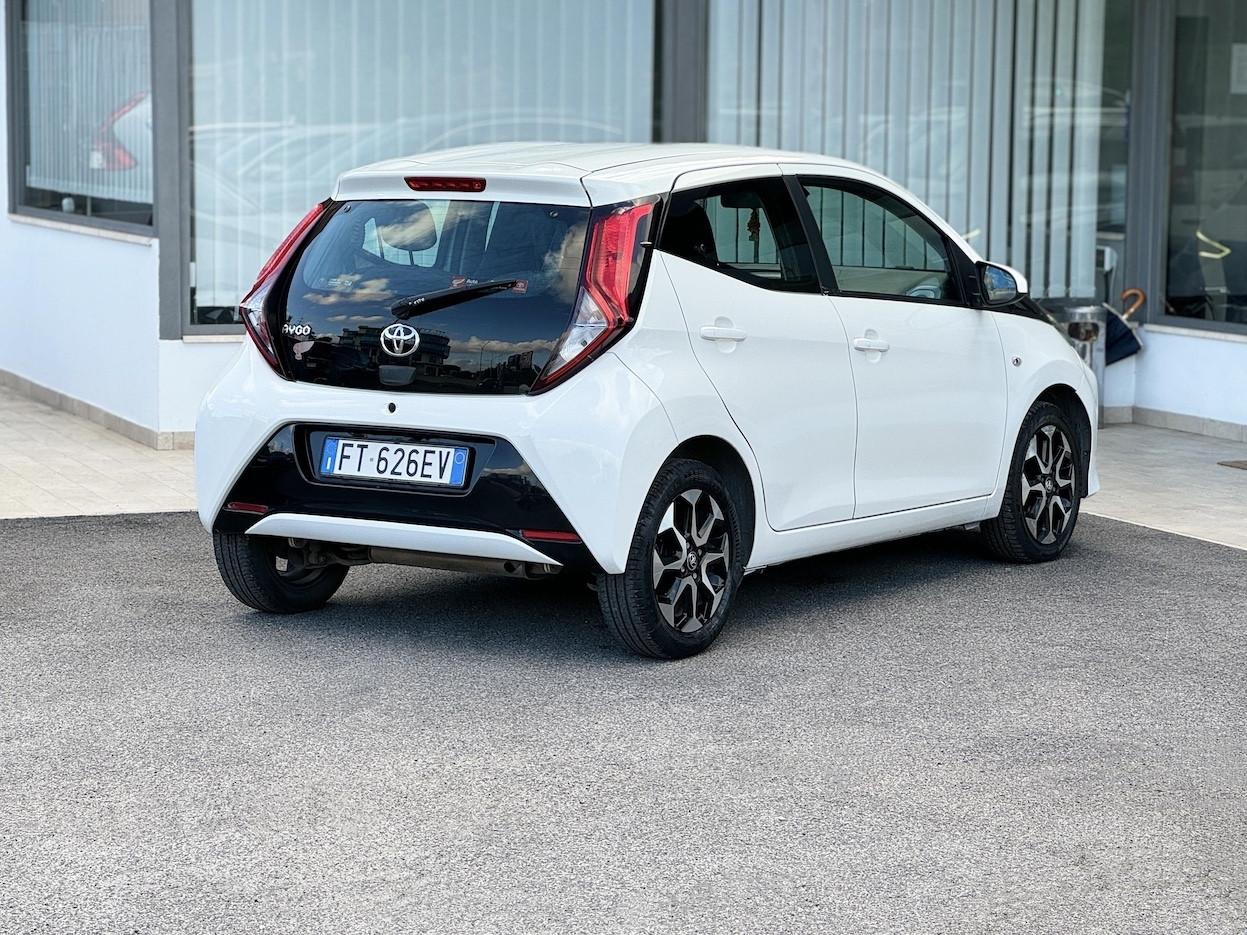 Toyota Aygo 1.0 Benzina 72CV E6 Neo. Automatica - 2018