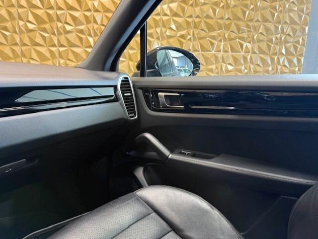Porsche Cayenne 3.0 tiptronic 340cv