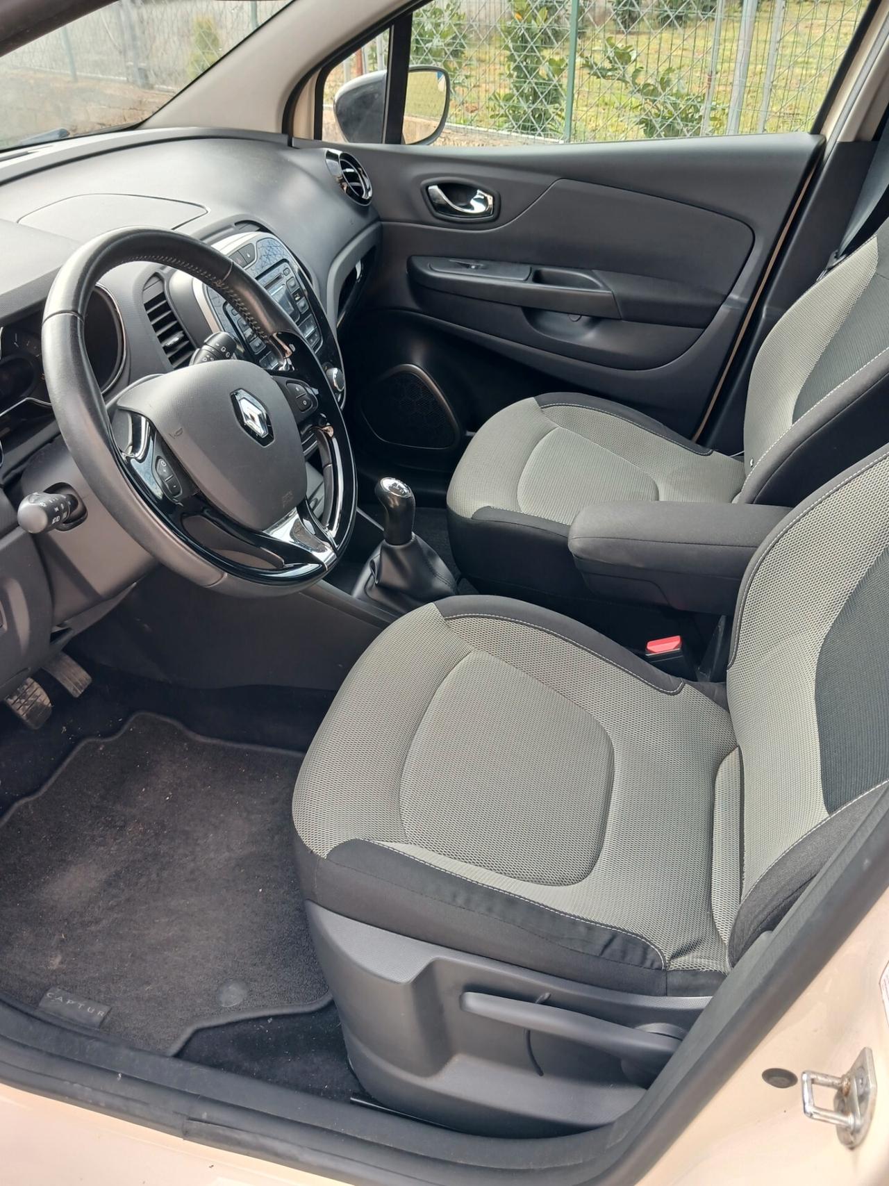 Renault Captur dCi 8V 90 CV Start&Stop Energy Iconic