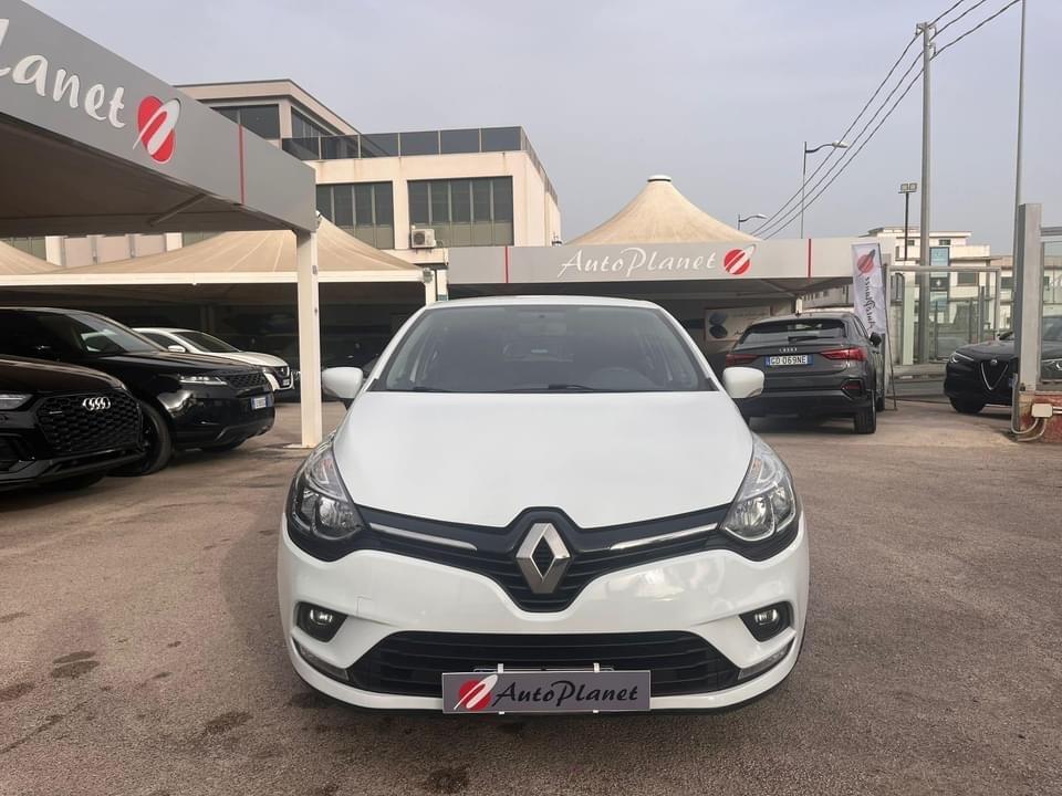 Renault Clio TCe Black Friday