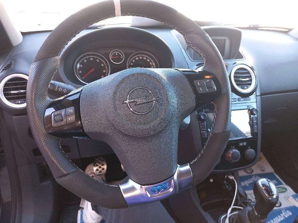 Opel Corsa 1.6 T 192CV 3 porte OPC TENUTA IN AMNIERA MANIACALE PARI AL NUOVO