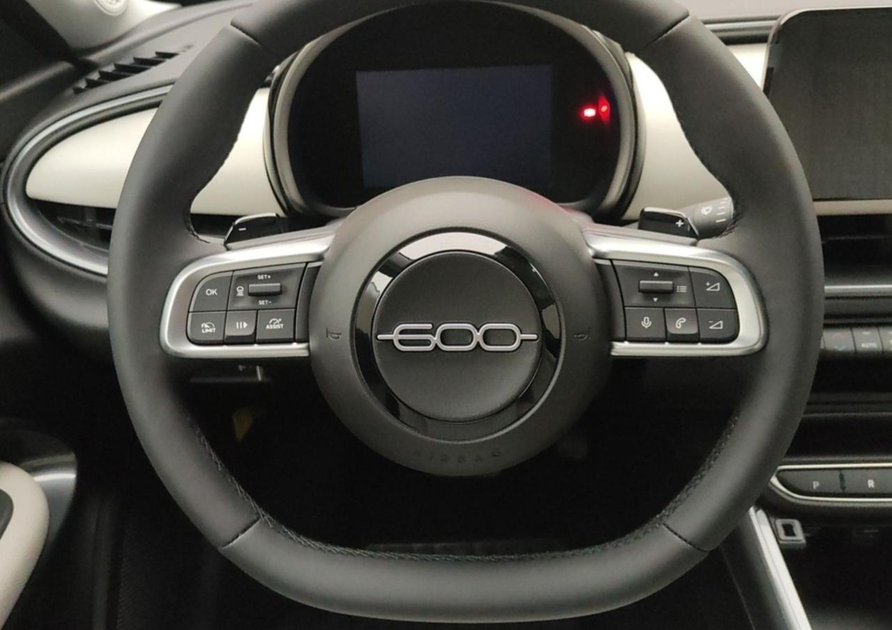FIAT 600 IV 2023 600 1.2 MHEV 110CV DCT LA PRIMA