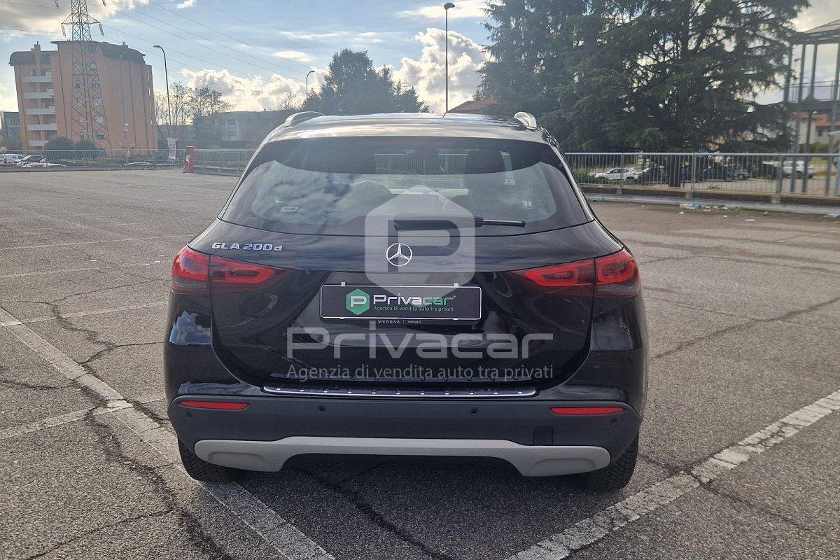 MERCEDES GLA 200 d Automatic Sport