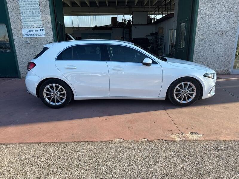 Mercedes-Benz Classe A A 160 d Sport