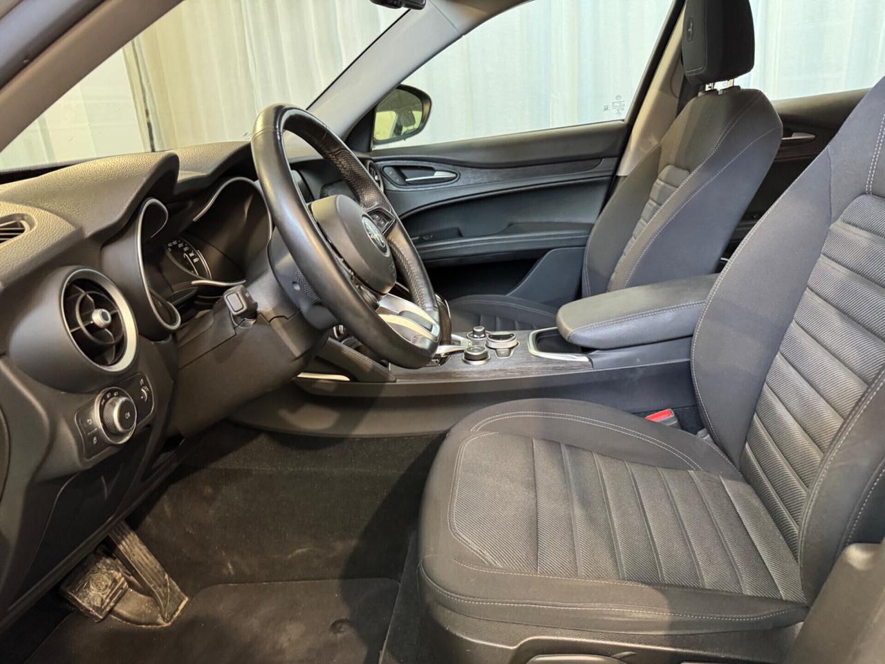 Alfa Romeo Stelvio 2.2 Turbodiesel 190 CV AT8 Q4 Business