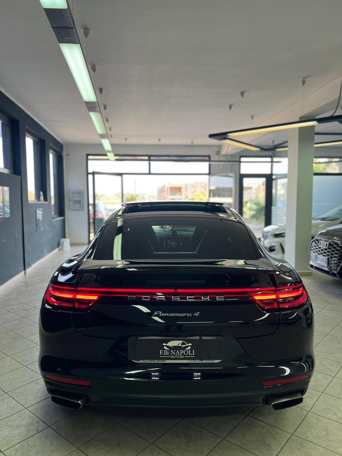 Porsche Panamera 3.0 4