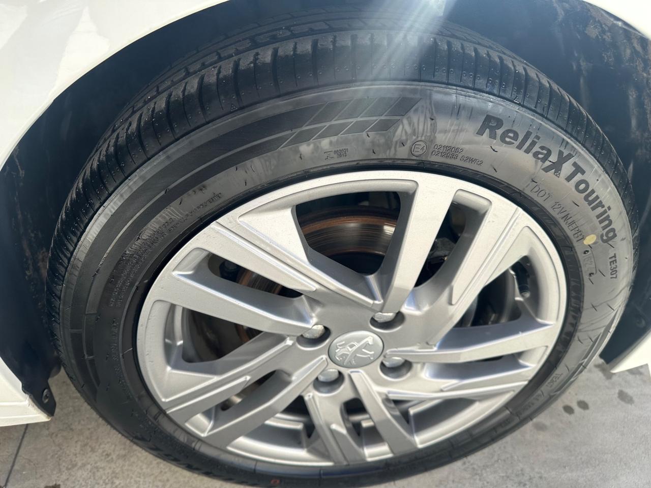 Peugeot 208 PureTech 75 Stop&Start 5 porte Like