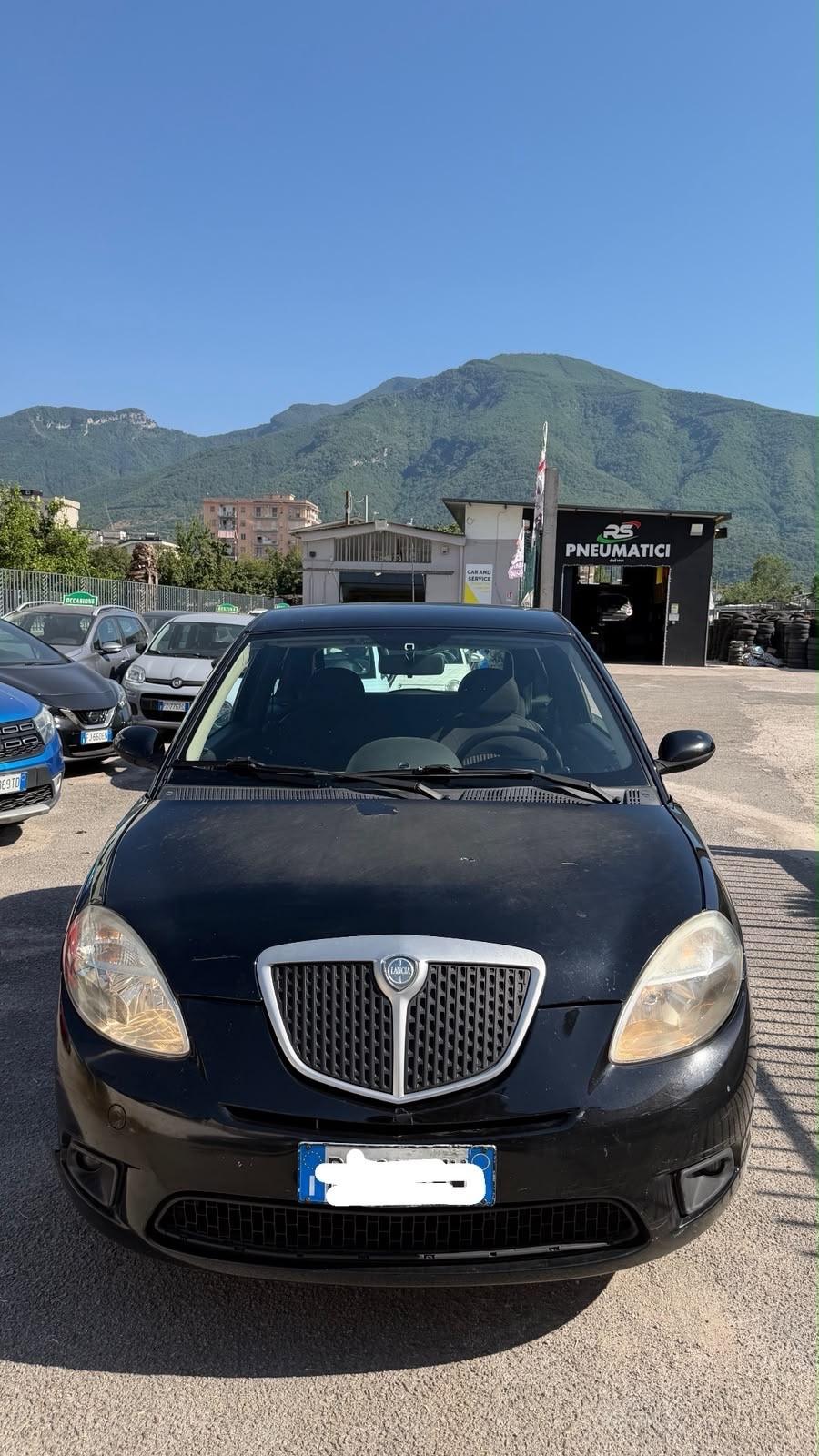 Lancia Ypsilon 1.3 Multijet 16V Platino