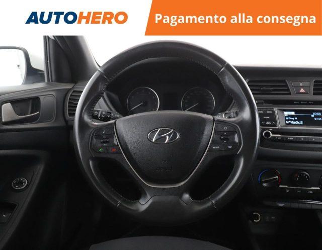 HYUNDAI i20 1.2 84 CV 5 porte Blackline