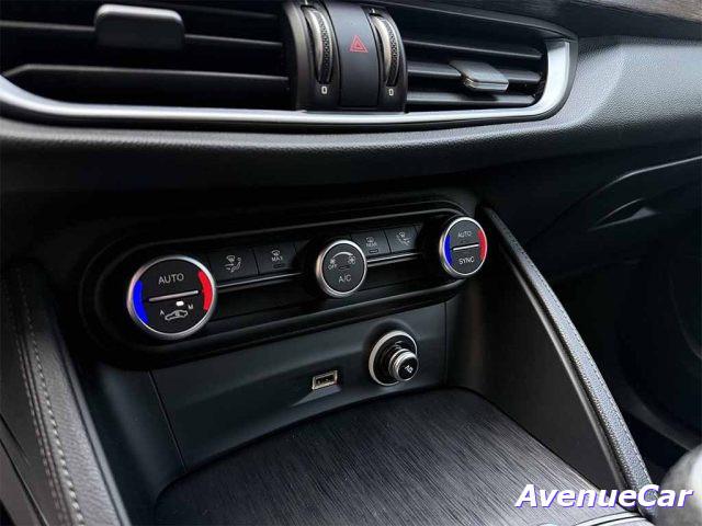 ALFA ROMEO Stelvio Super Business Q4 TELECAMERA POST. IVA ESPOSTA
