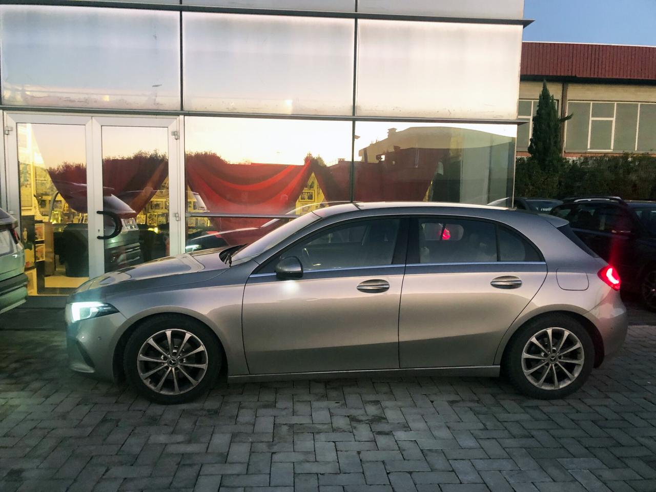 Mercedes-benz A 180 A 180 d Automatic Sport