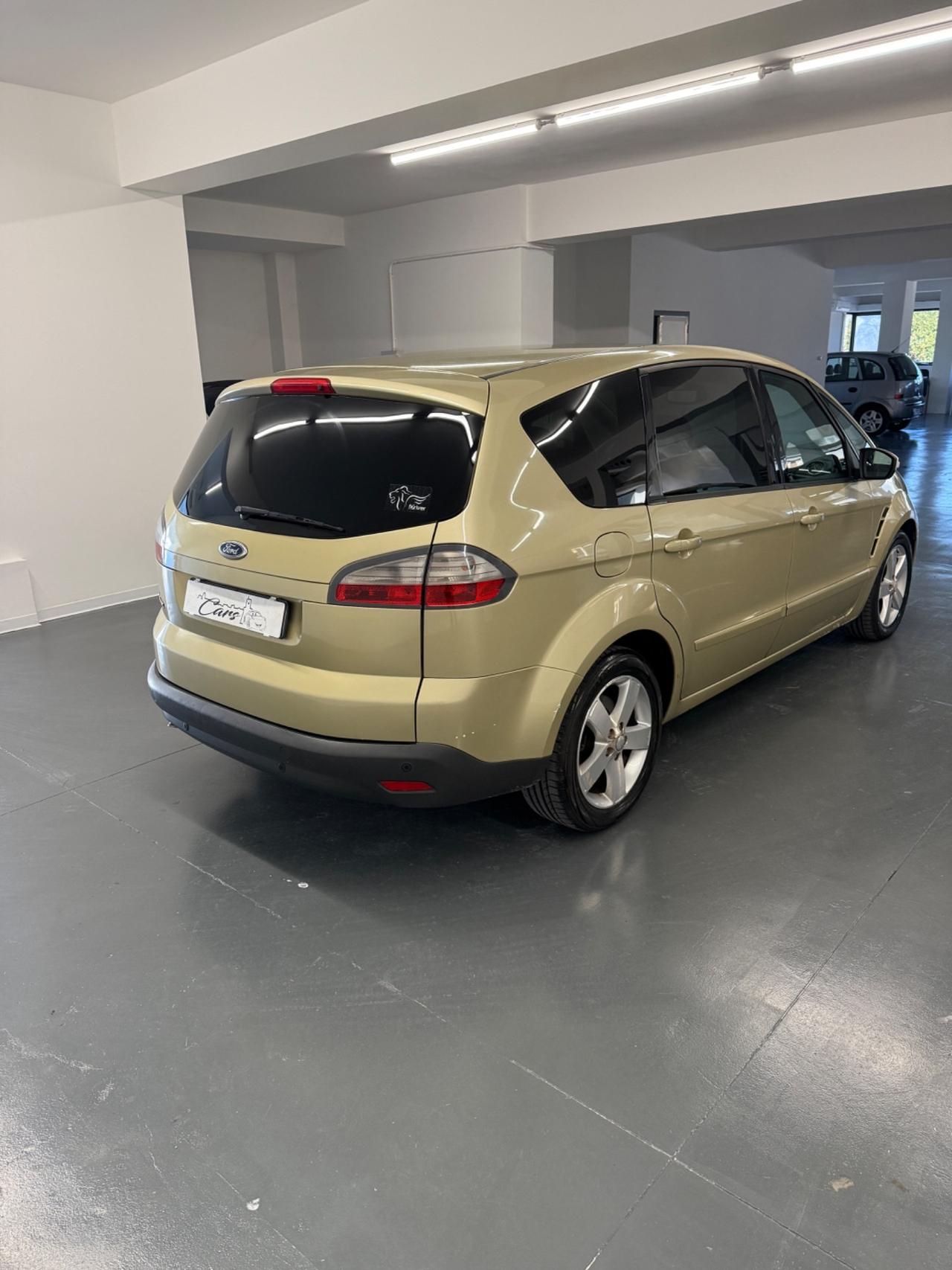 Ford S-Max 2.0 TDCi 140CV Titanium