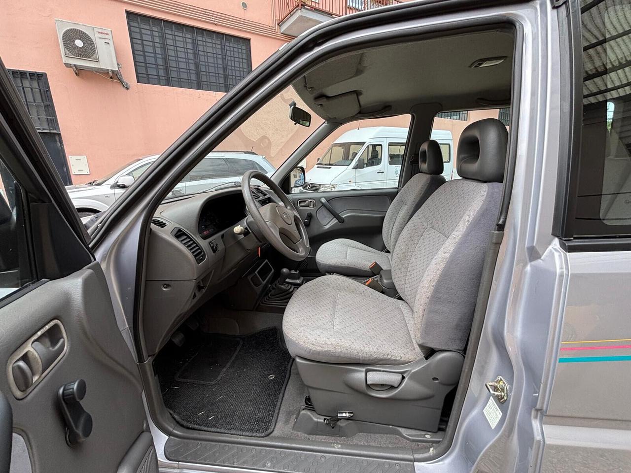 Ford Maverick 2.4i alias Nissan Terrano