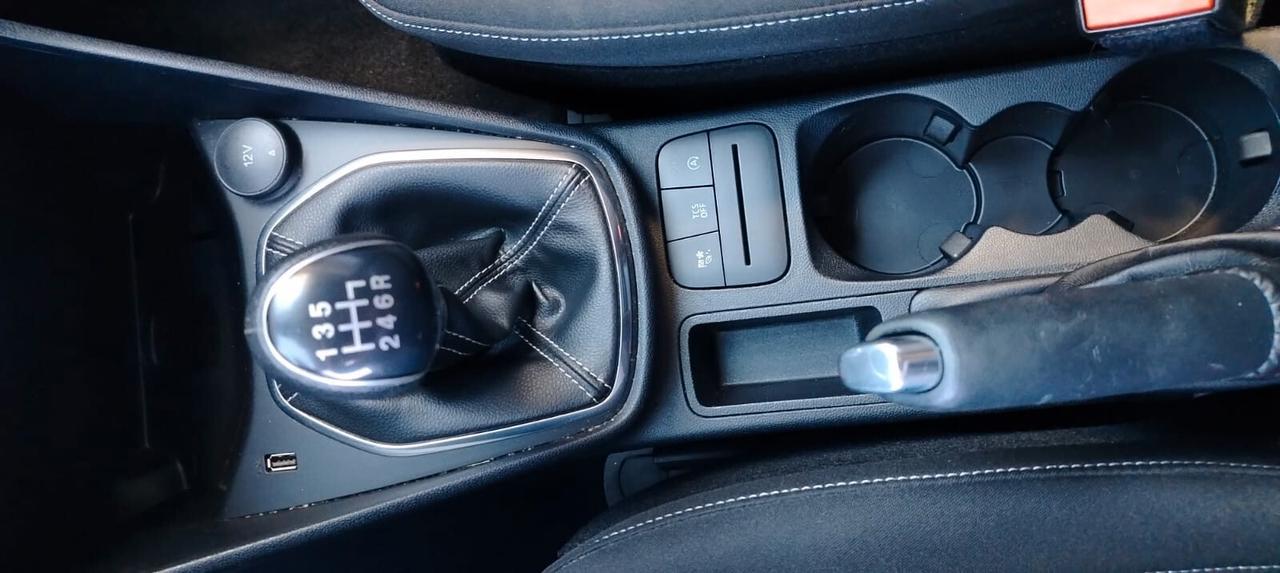 Ford Fiesta 1.0 Ecoboost Hybrid 125 CV 5 porte Titanium