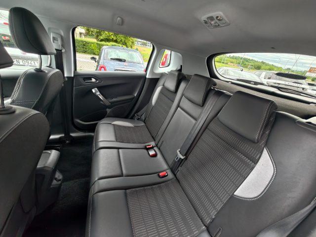 PEUGEOT 2008 1° serie BlueHDi 100 Allure