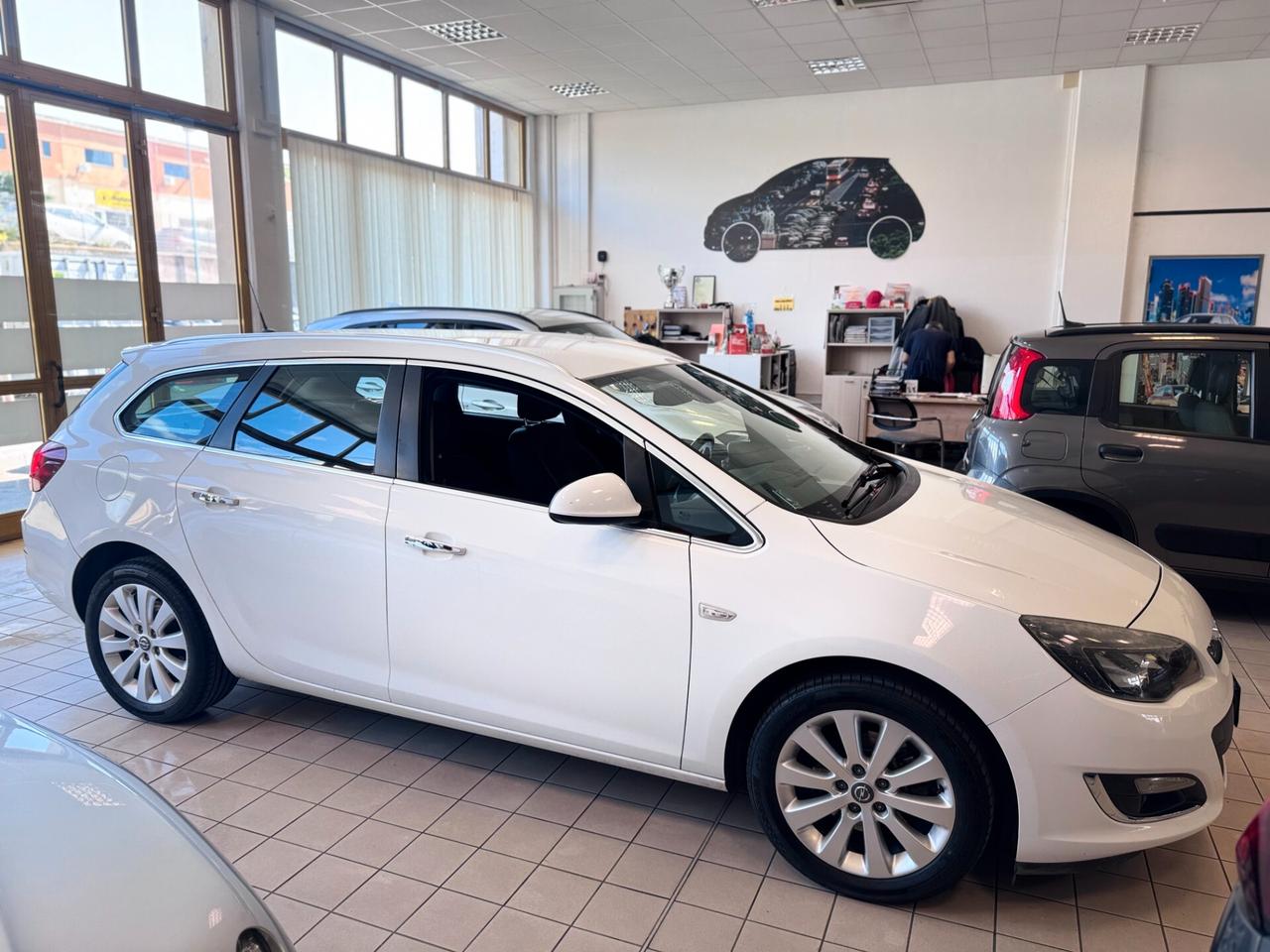 Opel Astra 1.7 CDTI 110CV Sports Tourer Cosmo Fleet