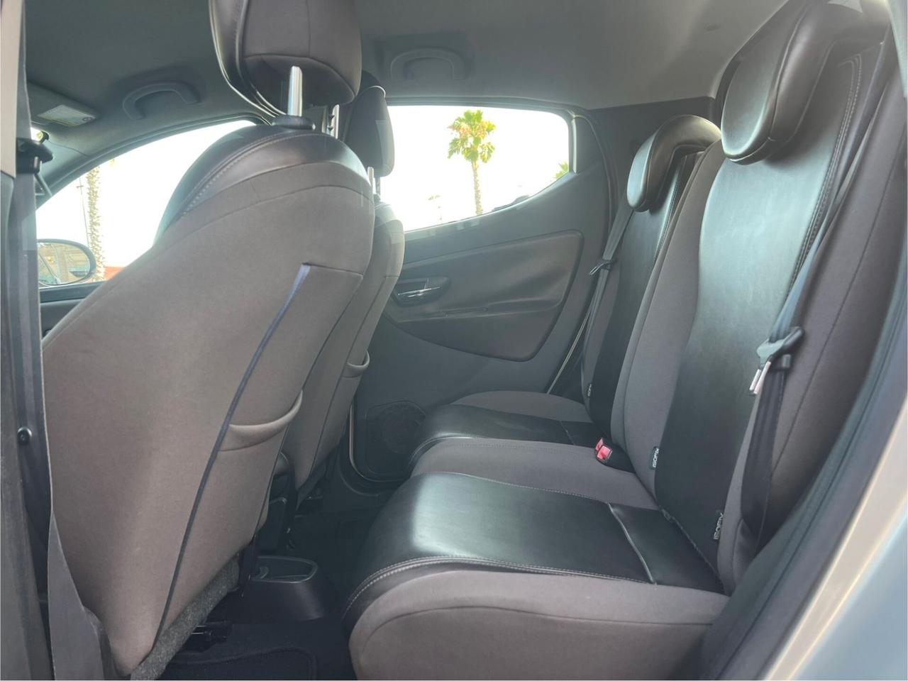 Lancia Ypsilon 1.3 MJT 16V 95 CV 5 porte S&S Gold