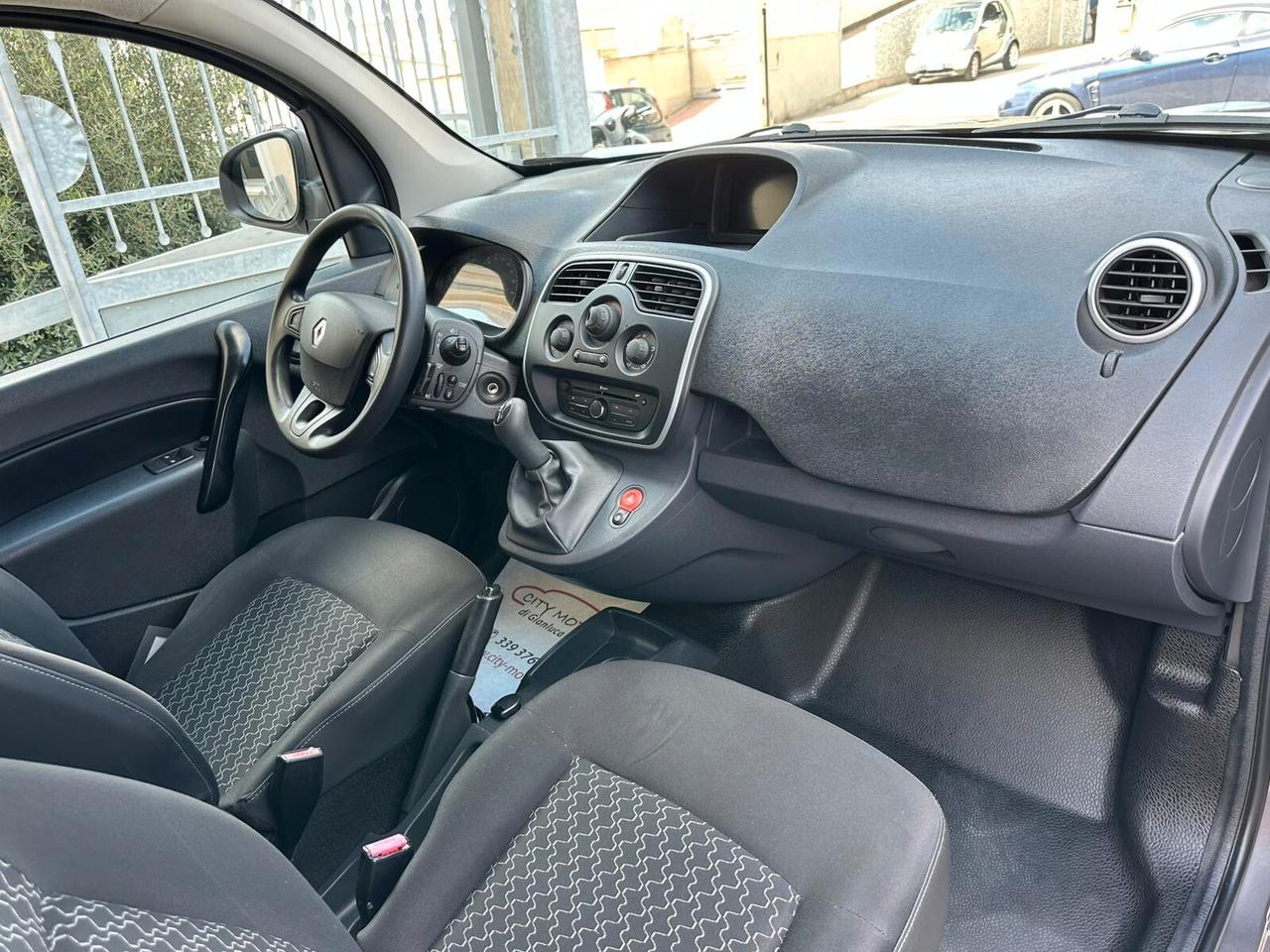 Mitsubishi L200 2.3 D Double Cab 4x4 Easy Select Invite