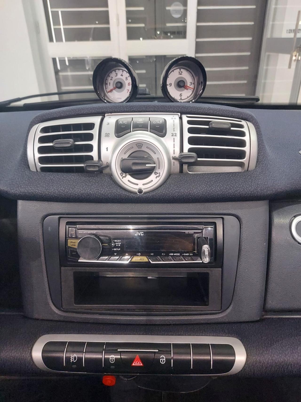 Smart ForTwo 1000 MHD CABRIO PASSION
