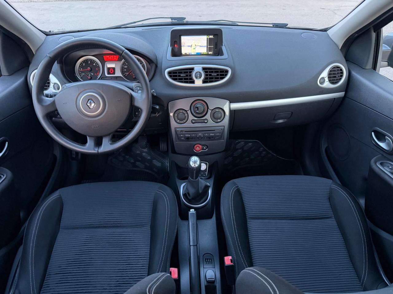 Renault Clio 1.5 dCi 75 CV 2012 navigatore