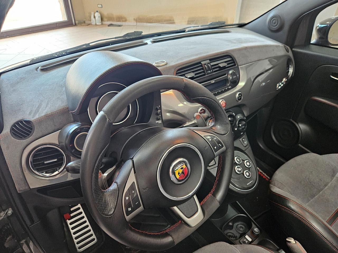 Abarth 500 C 1.4 Turbo T-Jet MTA