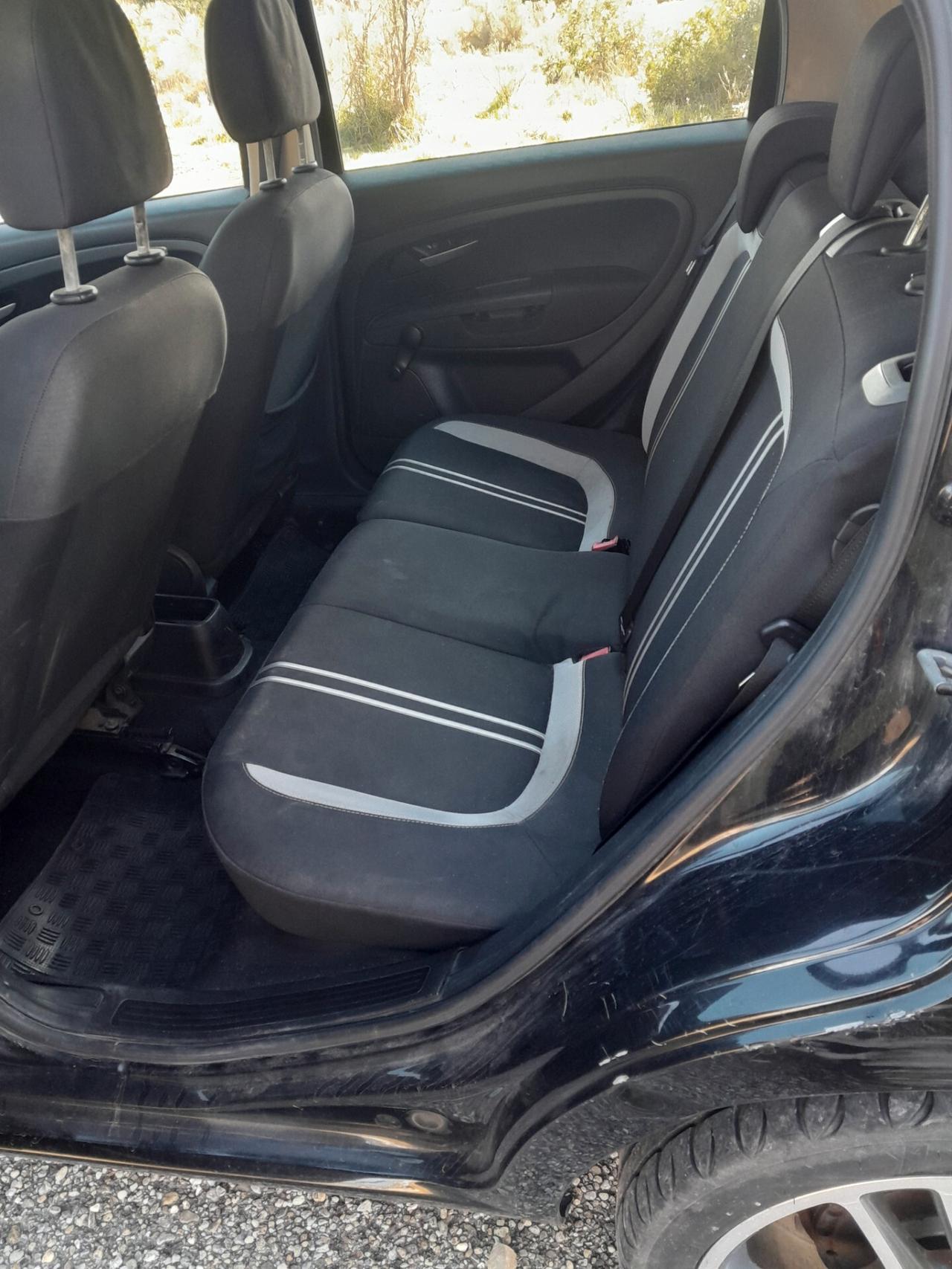 Fiat Grande Punto 1.3 MJT 75 CV 5 porte Dynamic