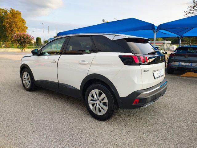 PEUGEOT 3008 BlueHDi 130 S&S Business