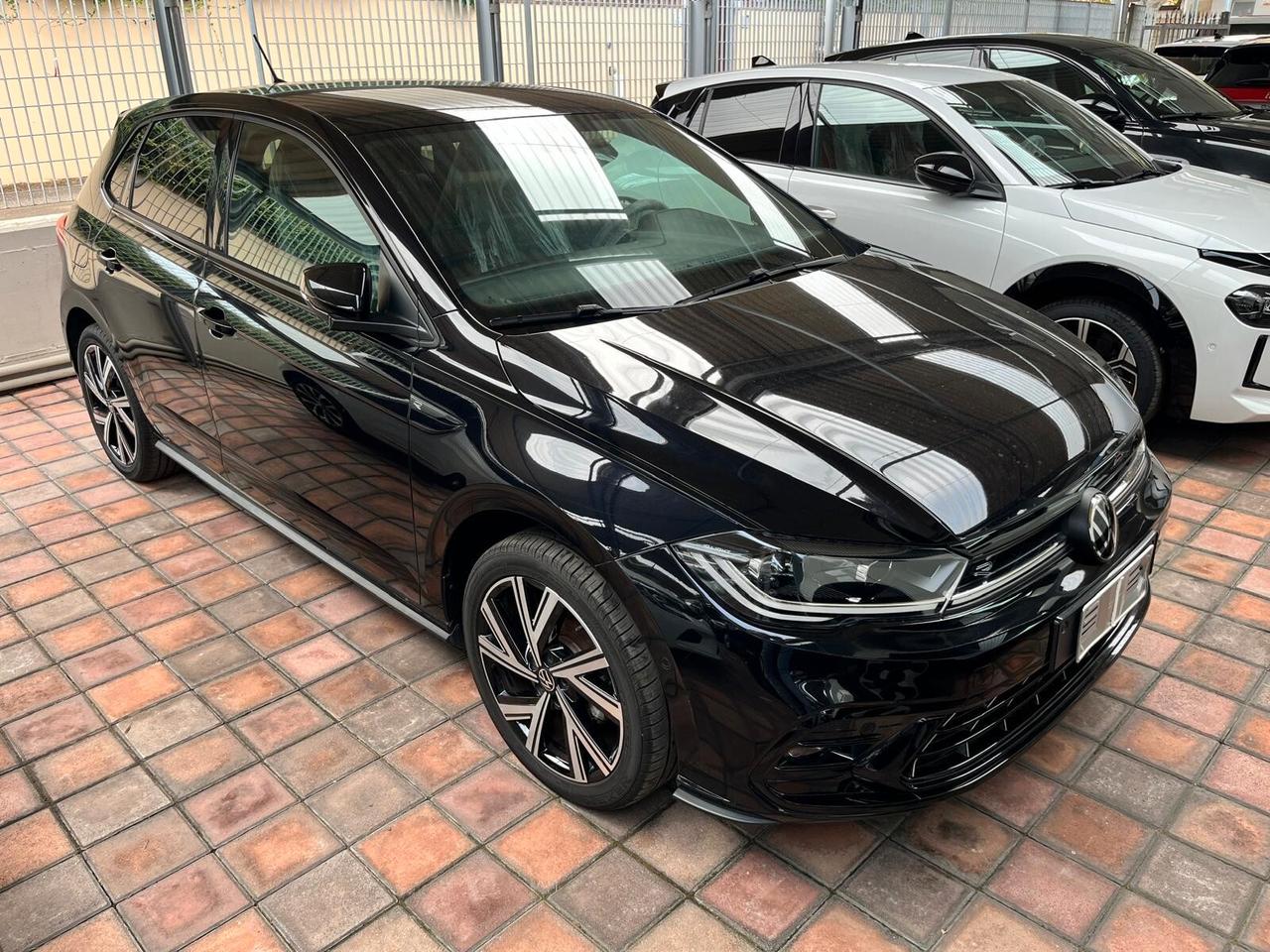 Volkswagen Polo 1.0 TSI DSG R-Line