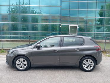 Peugeot 308 BlueHDI 130 CV STYLE NAVI SENSOSRI E 255