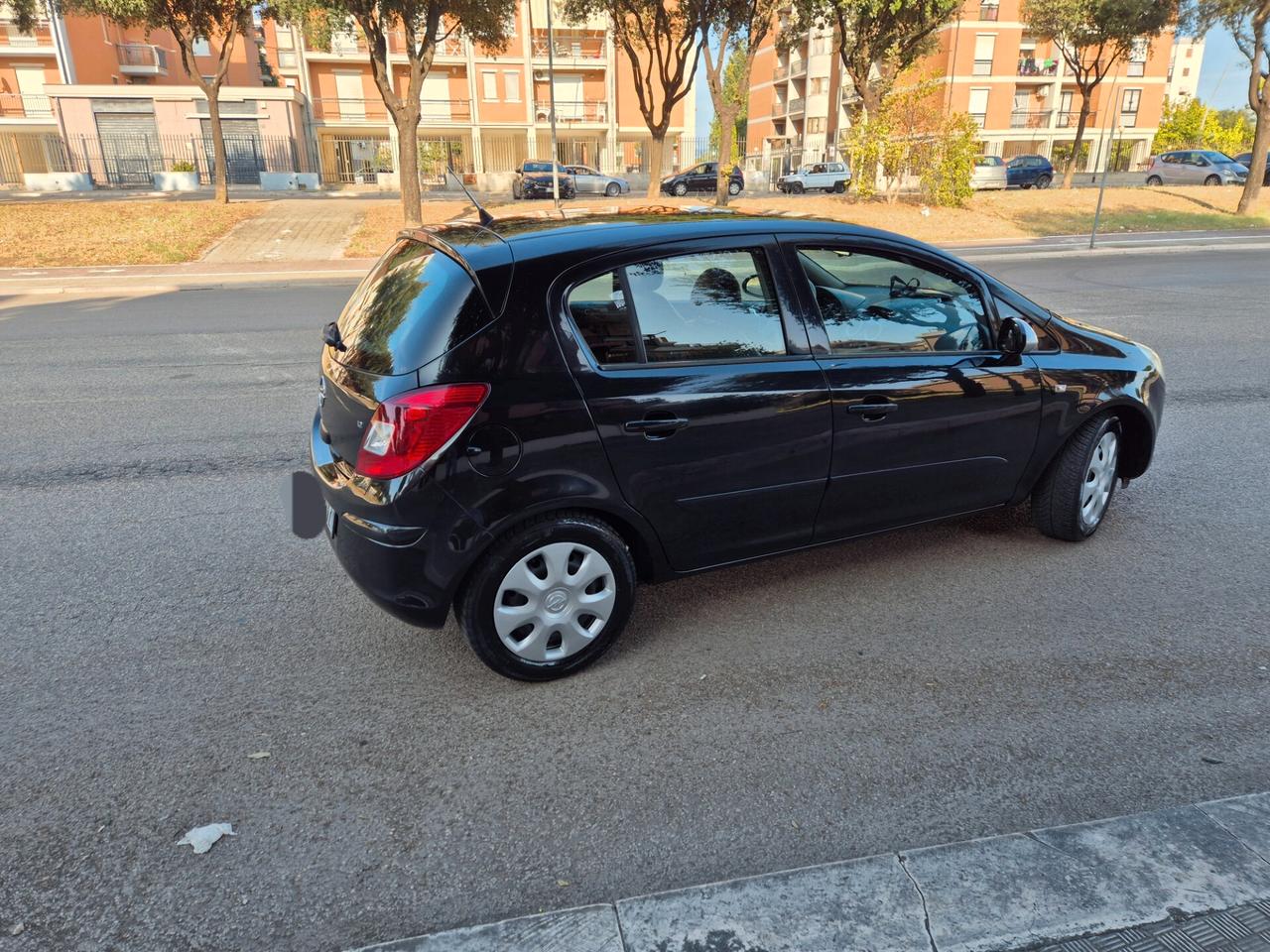 Opel corsa 1.2 gpl anno 08