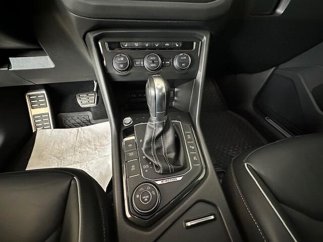 Volkswagen Tiguan 2.0 BiTDI SCR DSG 4MOTION R-Line BMT