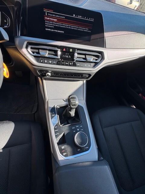 Bmw 318d Touring advantage full led