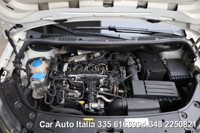 VOLKSWAGEN Caddy 1.6 TDI DSG Autocarro 5Posti Eu5