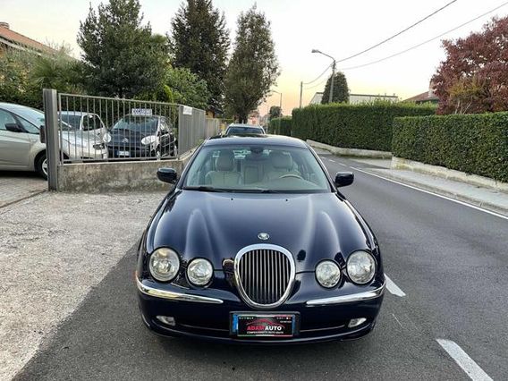JAGUAR S-Type S -stybe