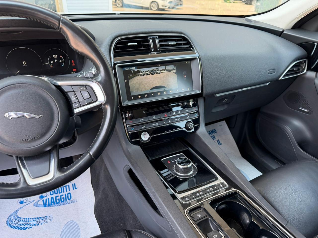 Jaguar F-Pace 2.0 D 180 CV AWD aut. Portfolio