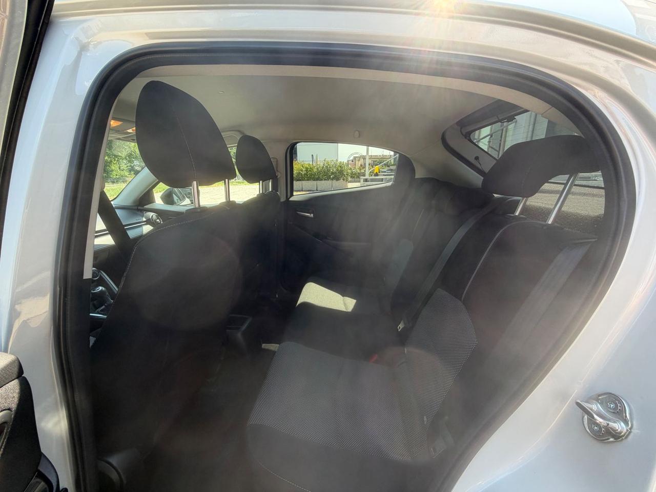 Mazda 2 Evolve 1.5 SkyActiv-G #11219