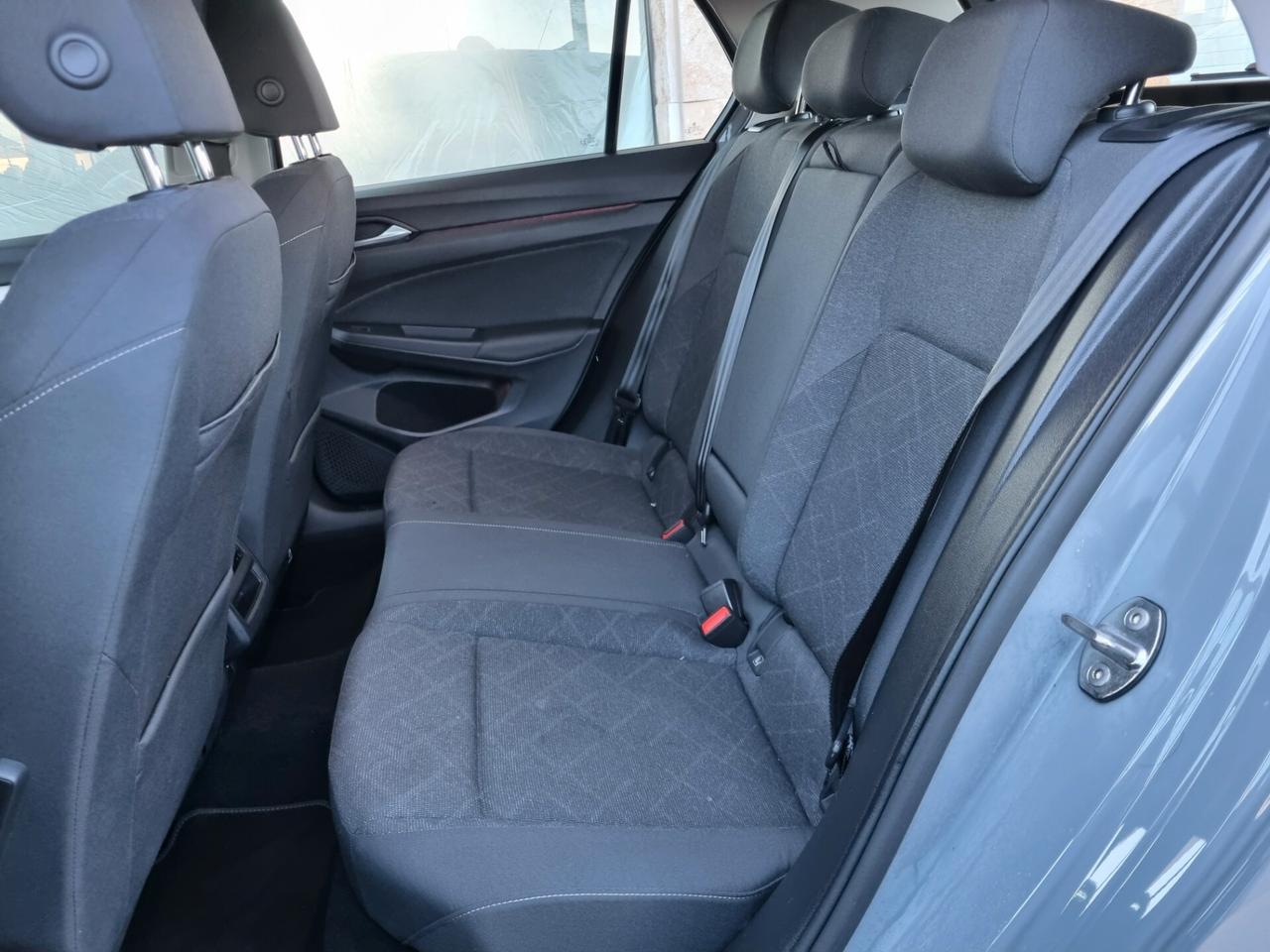 Volkswagen Golf 1.0 TSI EVO Life 110cv dsg