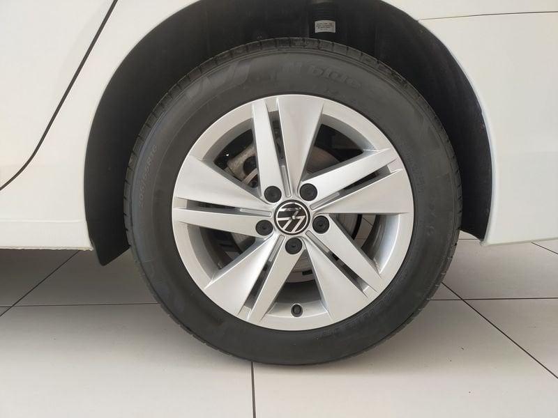 Volkswagen Golf Variant 8 2.0 TDI SCR DSG Life 115cv KM0