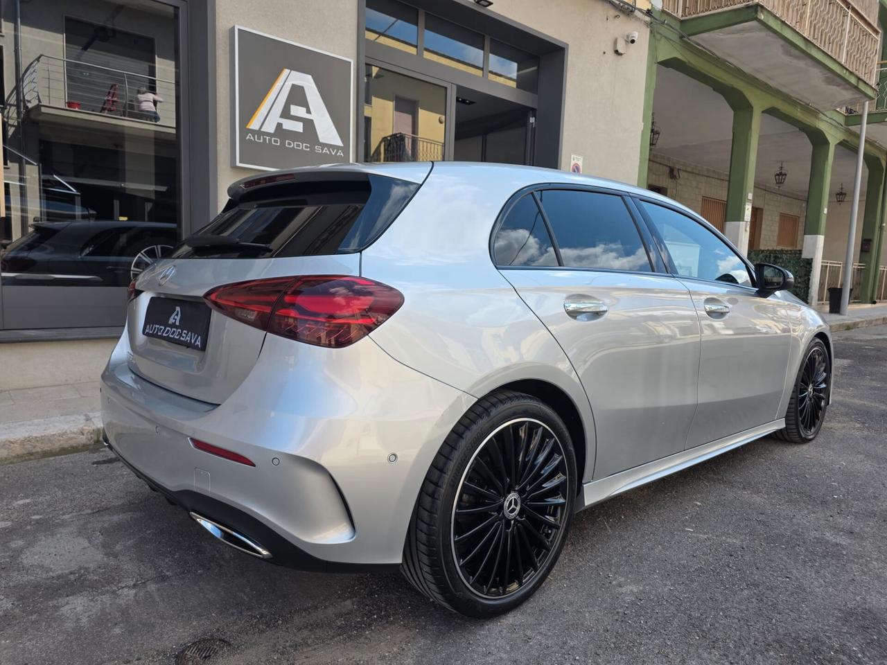 Mercedes-benz A 180 d Automatic AMG Line Premium+Cerchi 19+Virtual..